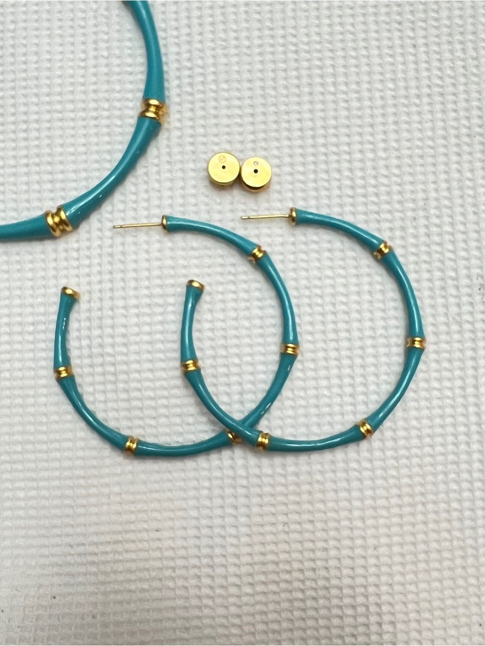 Julie Vos Bamboo Teal and Gold Hoop Earrings and Bracelet Set - Picture 2 of 5